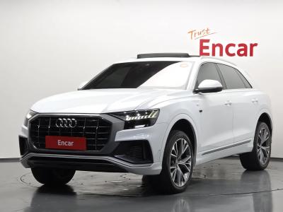 2021 Audi Q8