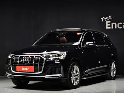 2021 Audi Q7