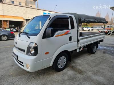 Kia Bongo3 1톤 초장축 킹캡 CRDi DLX (2017년형)