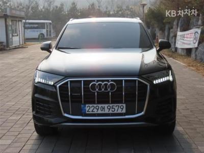 Audi Q7 45 TDI 콰트로 프레스티지 4L (2022년형)