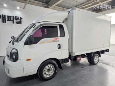 Kia Bongo3 1톤 RefrigeratedBox Truck 초장축 플러스형 킹캡 디럭스 (2017년형)