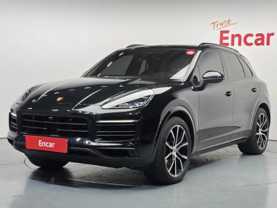 2023 Porsche Cayenne