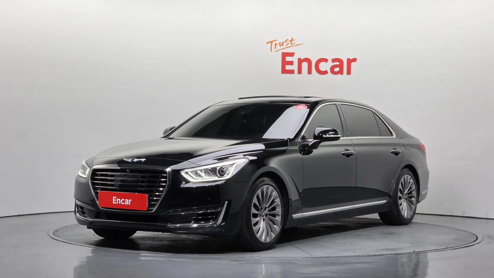 2016 Genesis EQ900