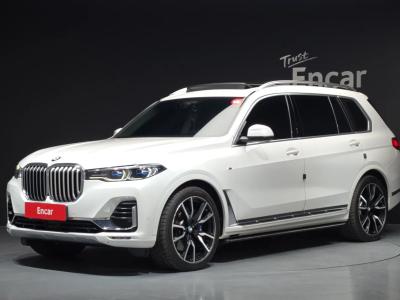 2020 BMW X7