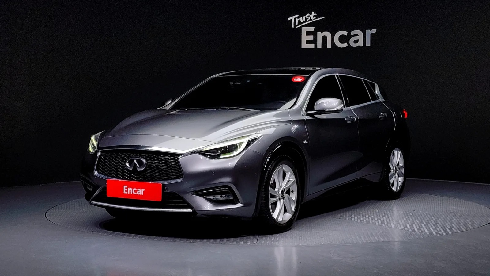 2019 Infiniti Q30