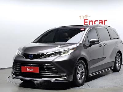2023 Toyota Sienna