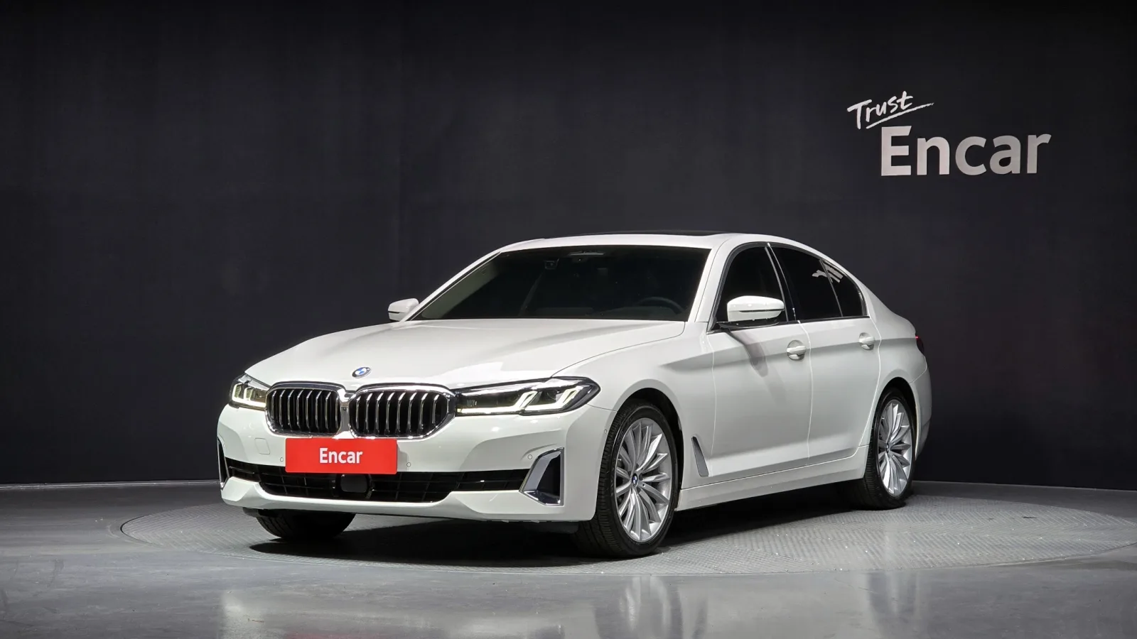 2023 BMW 5-Series