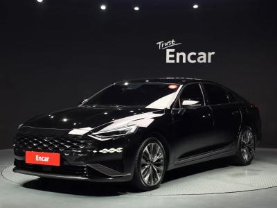 2022 Kia K8