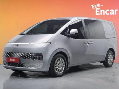 2023 Hyundai Staria