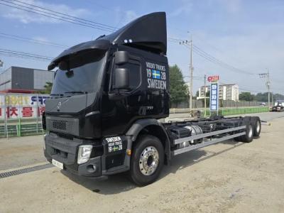 2022 Volvo CargoTruck