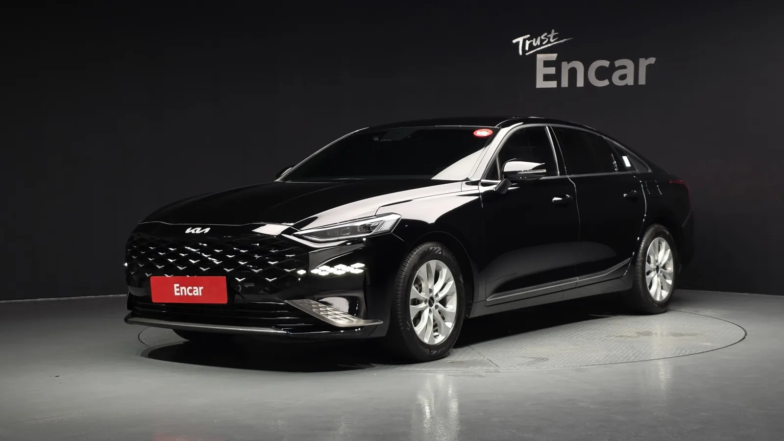 2023 Kia K8
