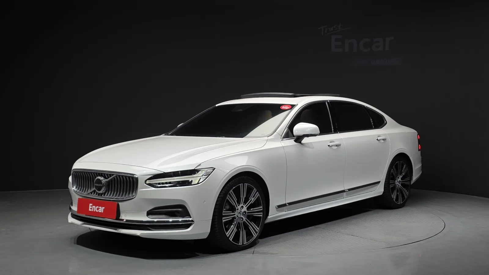 2023 Volvo S90