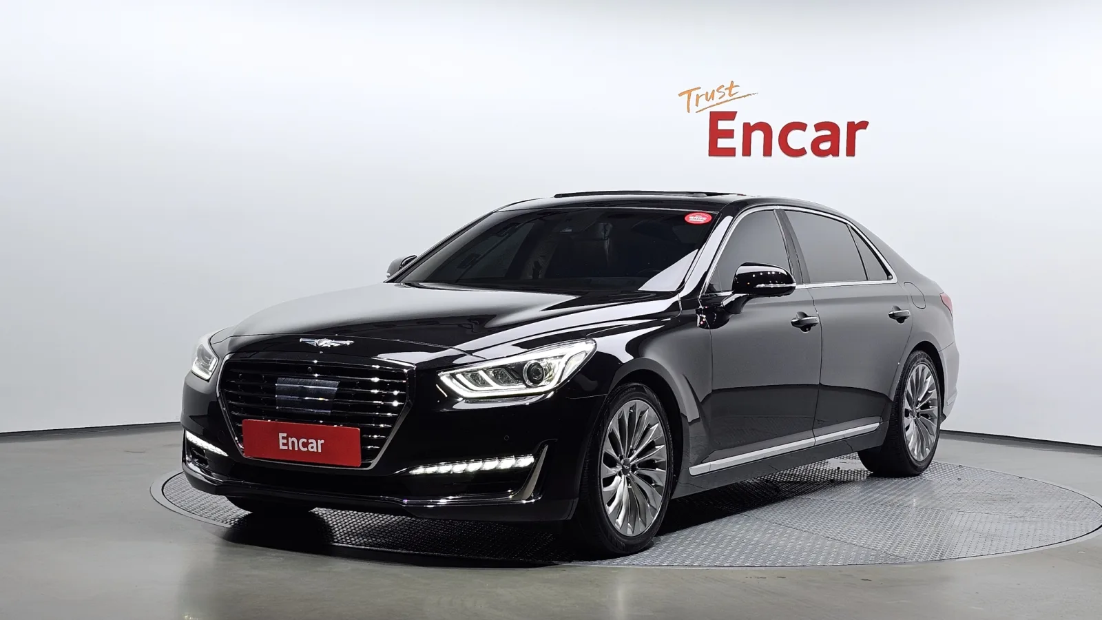 2018 Genesis EQ900