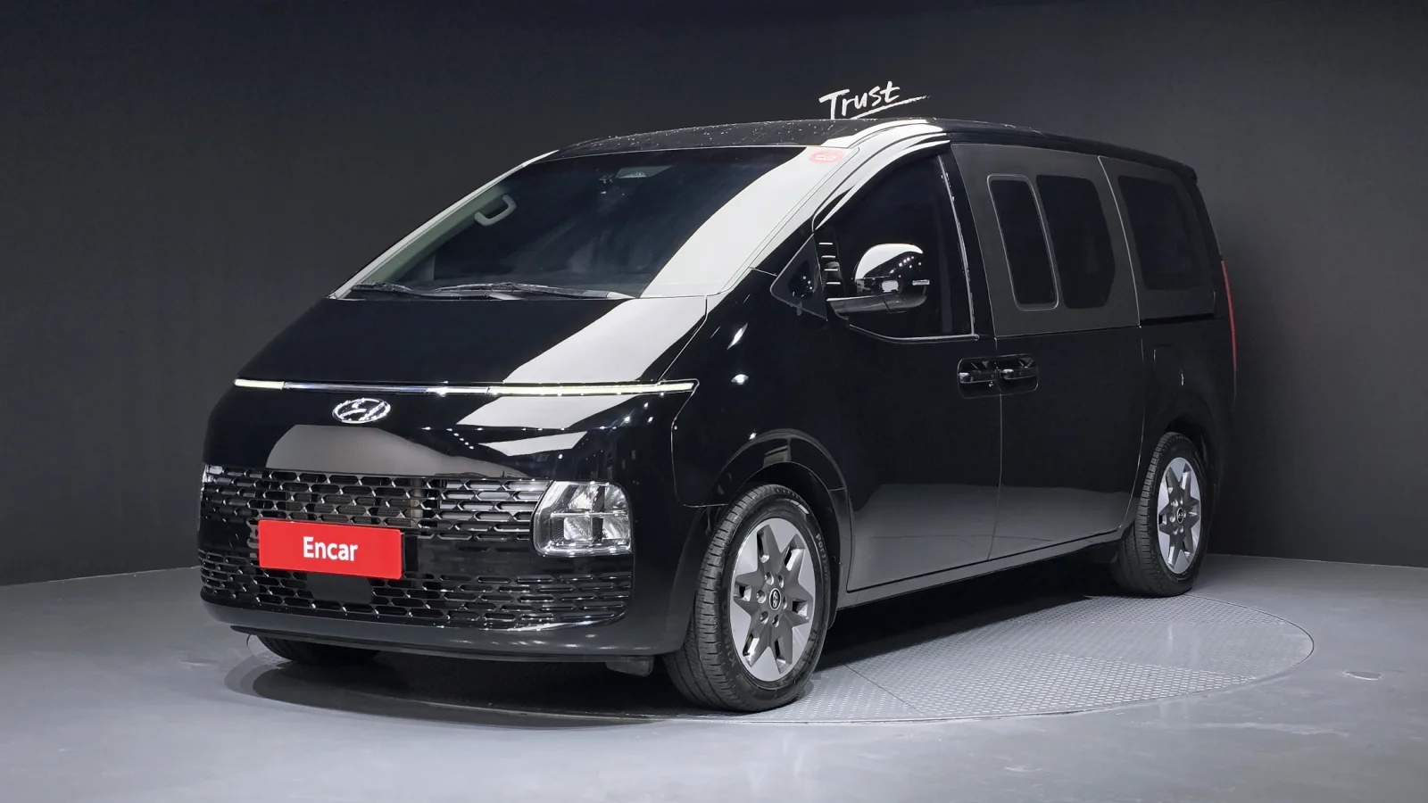 2023 Hyundai Staria
