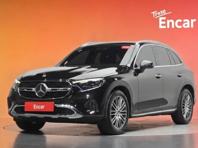 2023 Mercedes-Benz GLC-Class