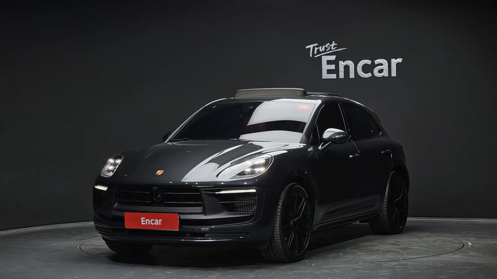 2023 Porsche Macan