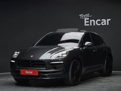 2023 Porsche Macan