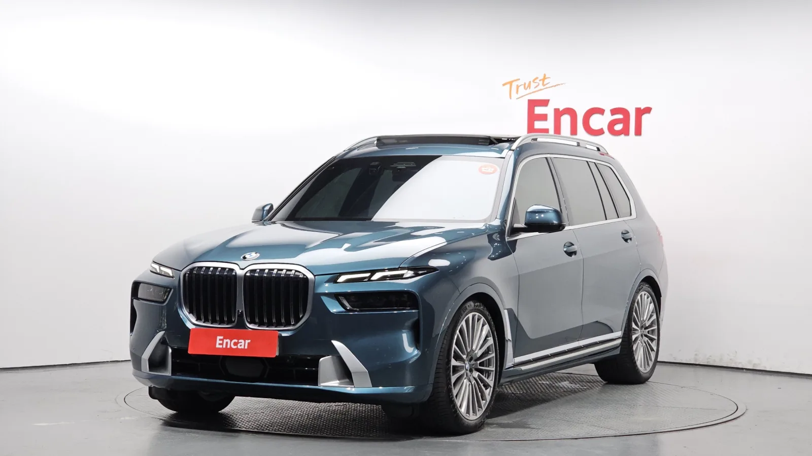 2023 BMW X7