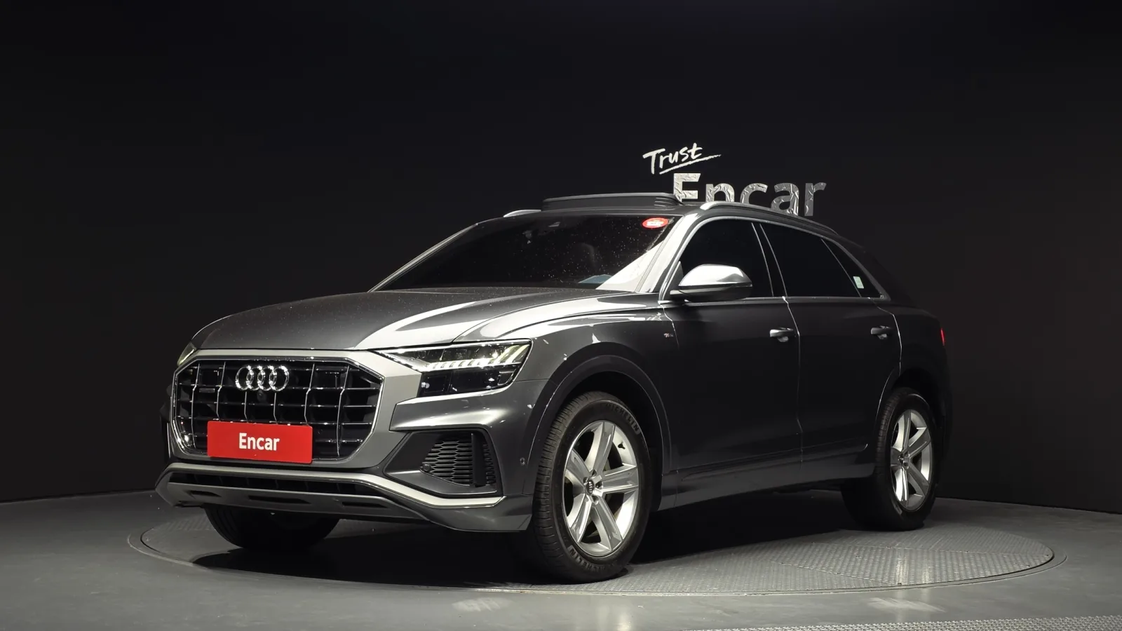 2021 Audi Q8
