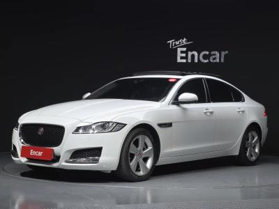 2018 Jaguar XF