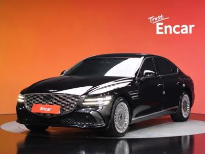 2025 Genesis G80