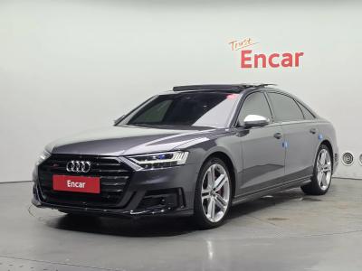 2021 Audi S8