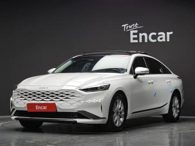 2022 Kia K8