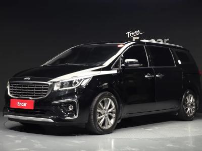 2020 Kia Carnival