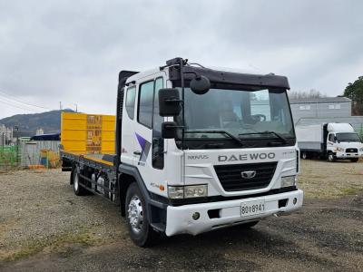 2008 Tata Daewoo Novus Medium Truck