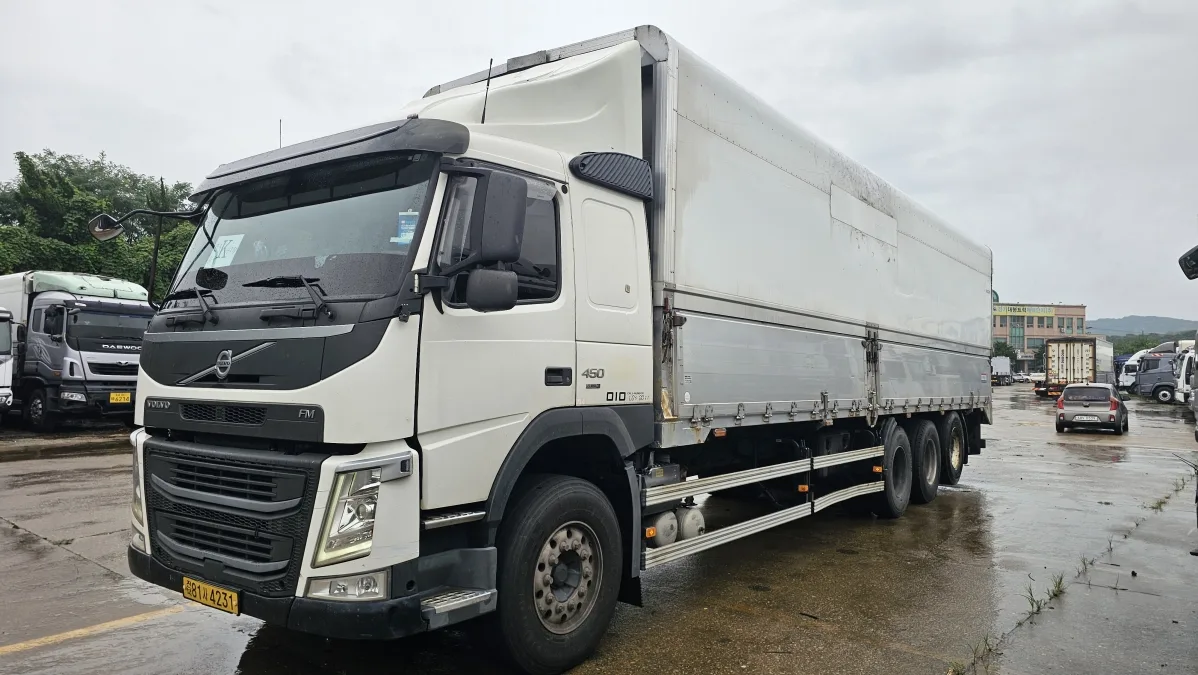 2018 Volvo CargoTruck