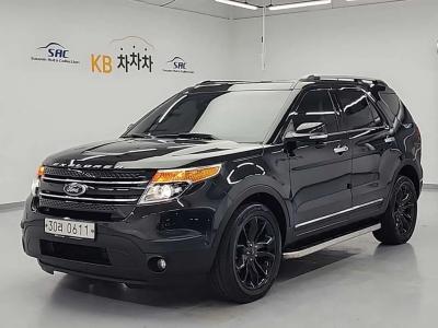 2015 Ford Explorer