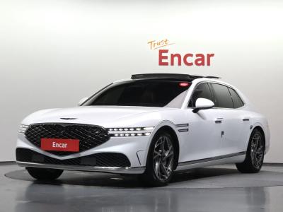 2023 Genesis G90