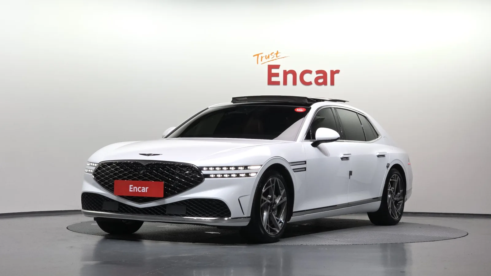 2023 Genesis G90