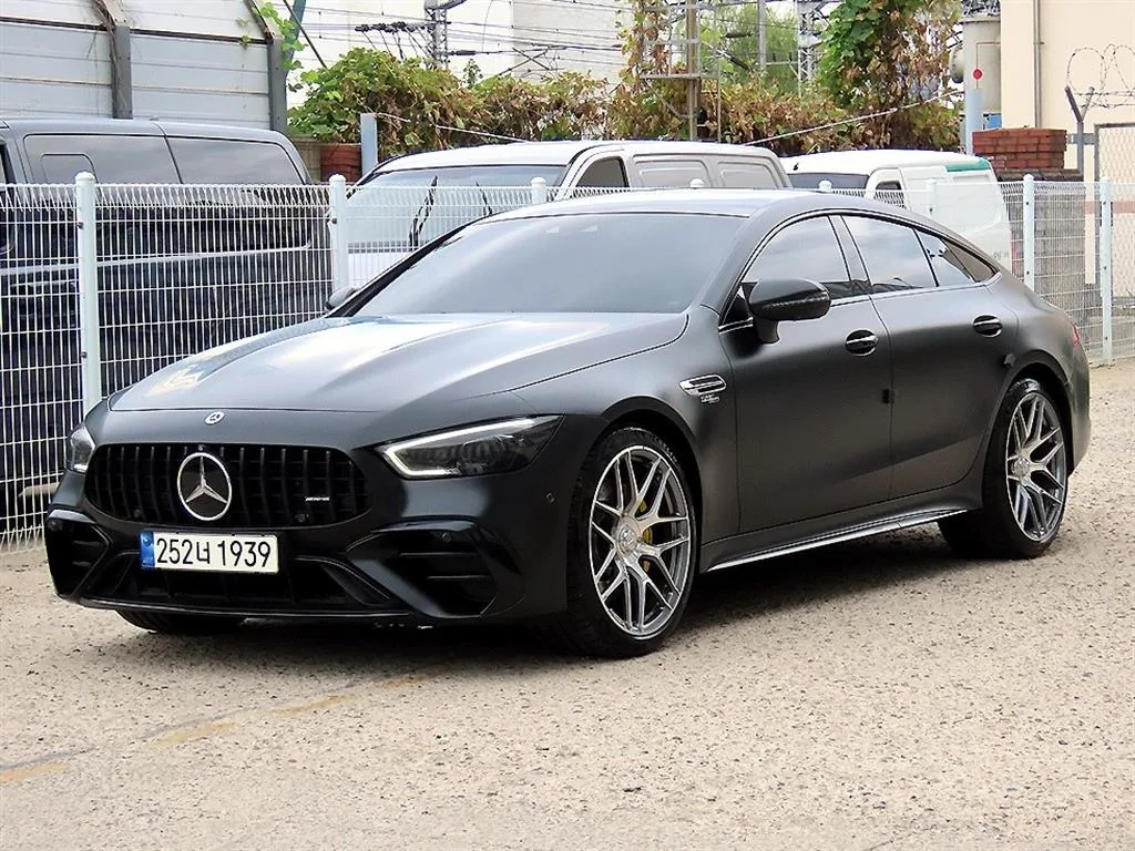 2023 Mercedes-Benz AMG GT