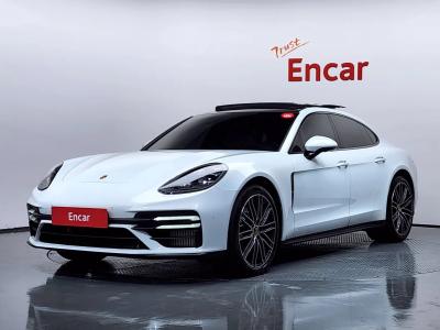2023 Porsche Panamera