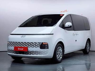 2025 Hyundai Staria