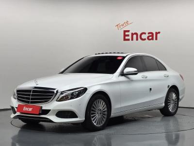 2017 Mercedes-Benz C-Class