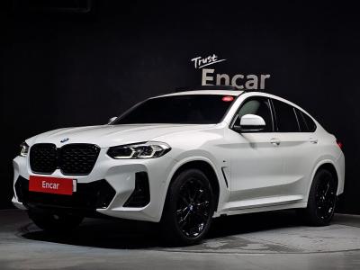 2025 BMW X4