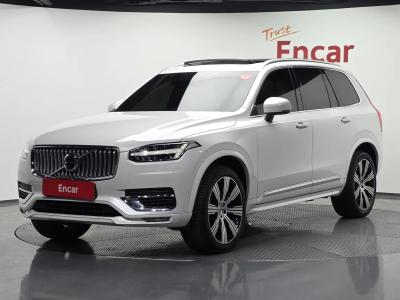 2022 Volvo XC90