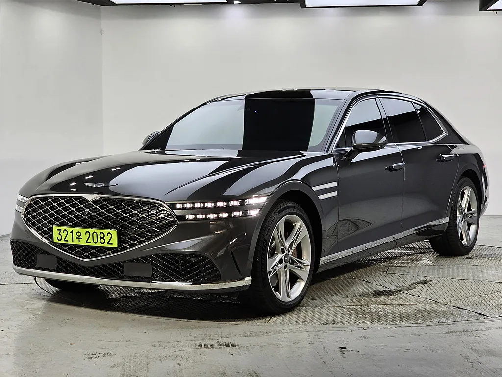 2025 Genesis G90