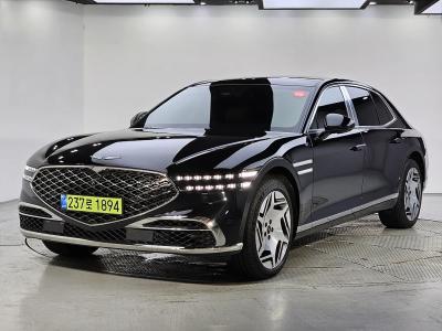 2023 Genesis G90