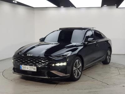 2022 Kia K8