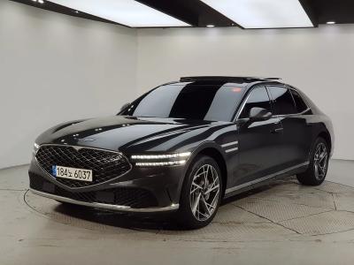 2022 Genesis G90