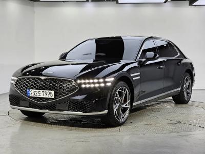 2023 Genesis G90