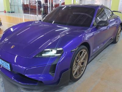 2025 Porsche Taycan