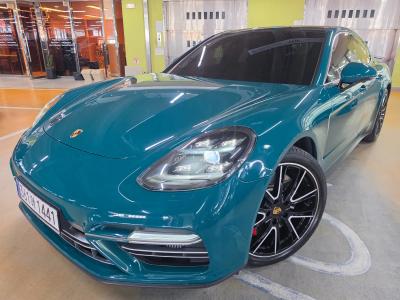 2019 Porsche Panamera
