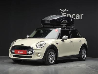 2017 Mini Cooper