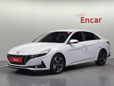 2022 Hyundai Elantra