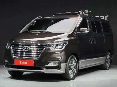 2018 Hyundai Starex