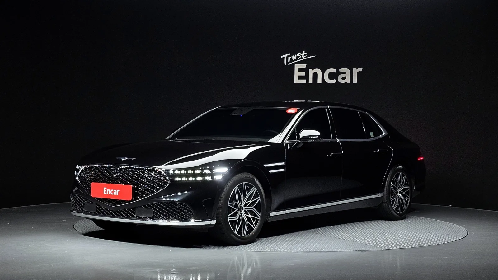 2025 Genesis G90